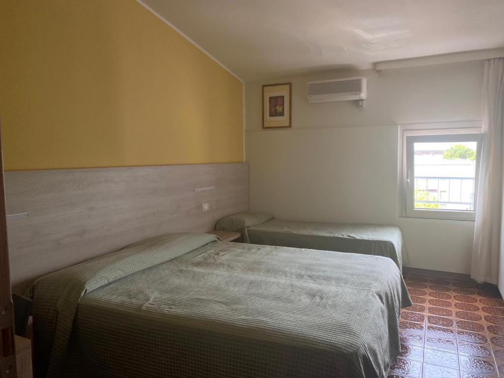 Hotel Roxy Cervia Esterno foto