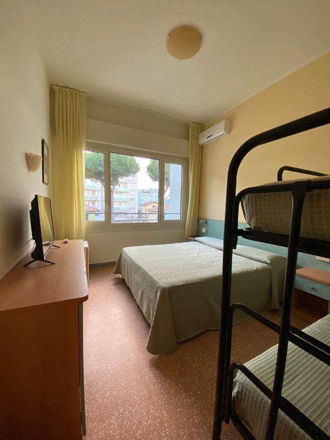 Hotel Roxy Cervia Esterno foto