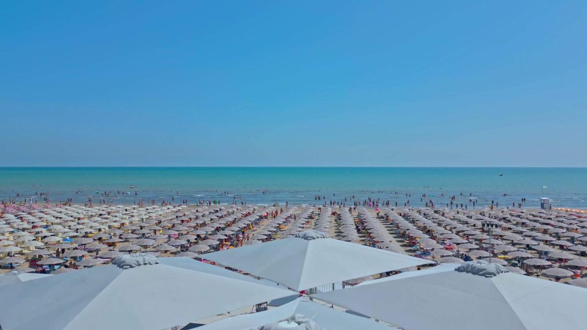 Hotel Roxy Cervia Esterno foto