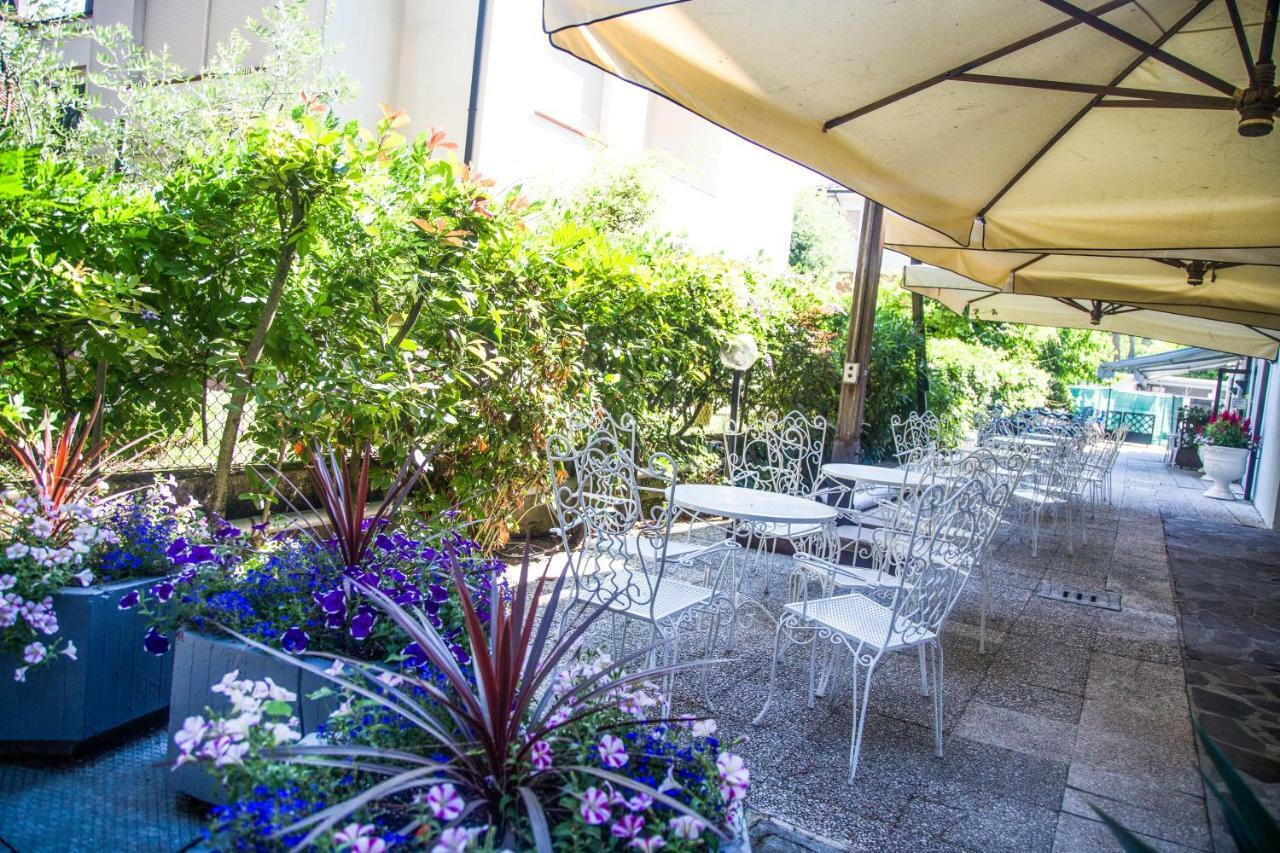 Hotel Roxy Cervia Esterno foto