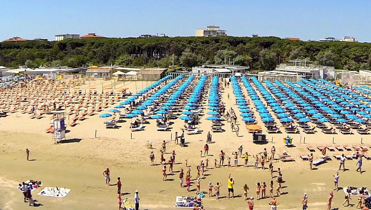 Hotel Roxy Cervia Esterno foto